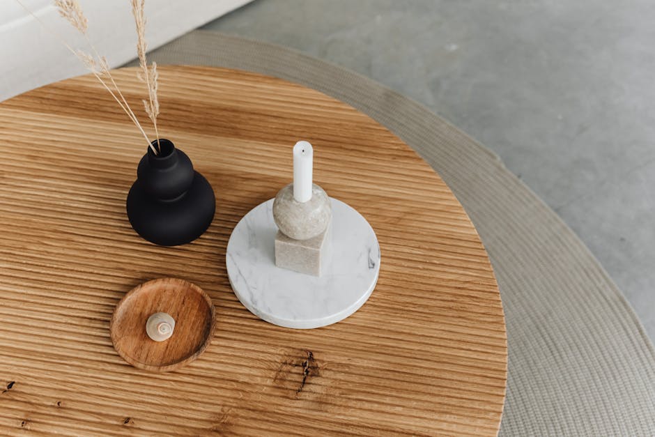 Een stijlvolle salontafel van eikenhout in een moderne woonkamer, benadrukt de schoonheid en functionaliteit van het meubel.